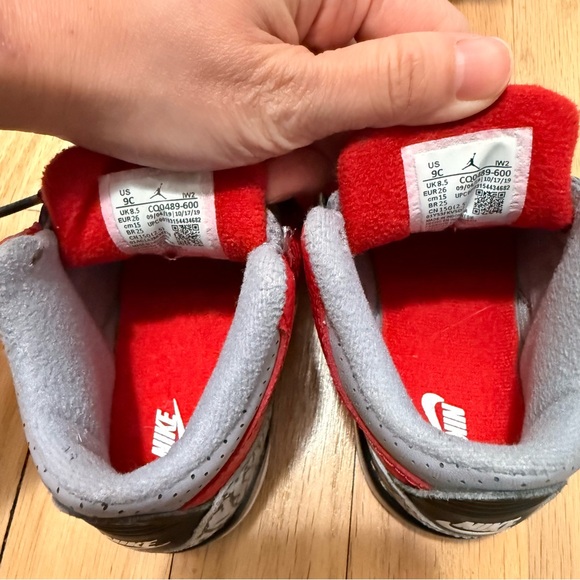 Jordan 3 Retro SE Fire Red Cement Grey Toddler Sneakers Size 9c - Picture 9 of 9